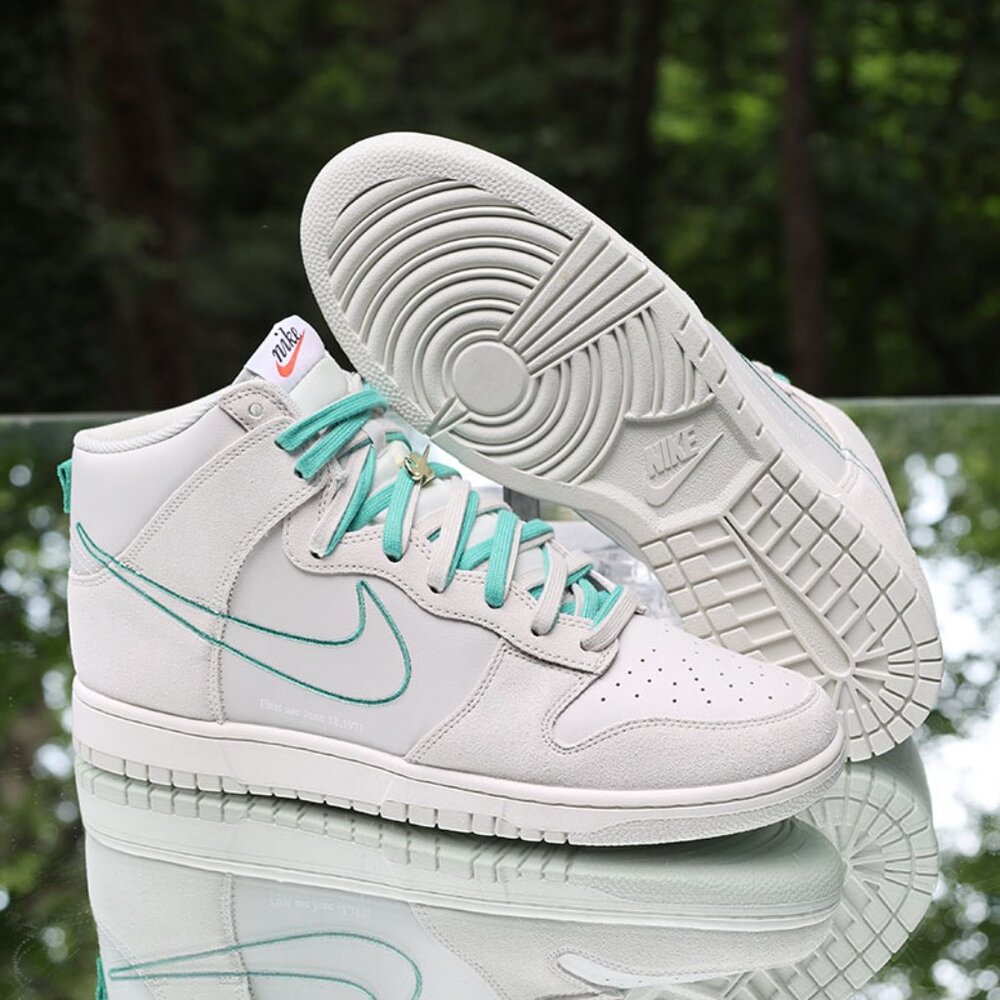 Nike Dunk High First Use Pack Green Noise View 5